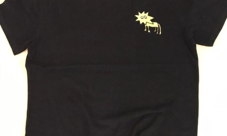 Efokeke | High-quality cotton tee designed for comfort and style. Great for everyday wear.