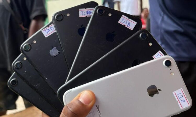 Efokeke | Buy all your iPhones here with us. Any iPhone that you desire, we have it